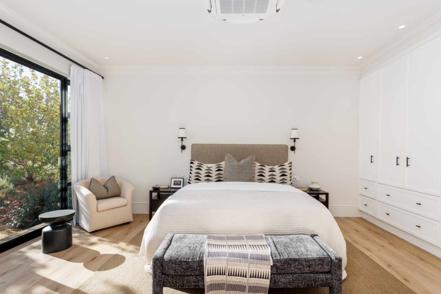 8 Bedroom Property for Sale in Val De Vie Estate Western Cape